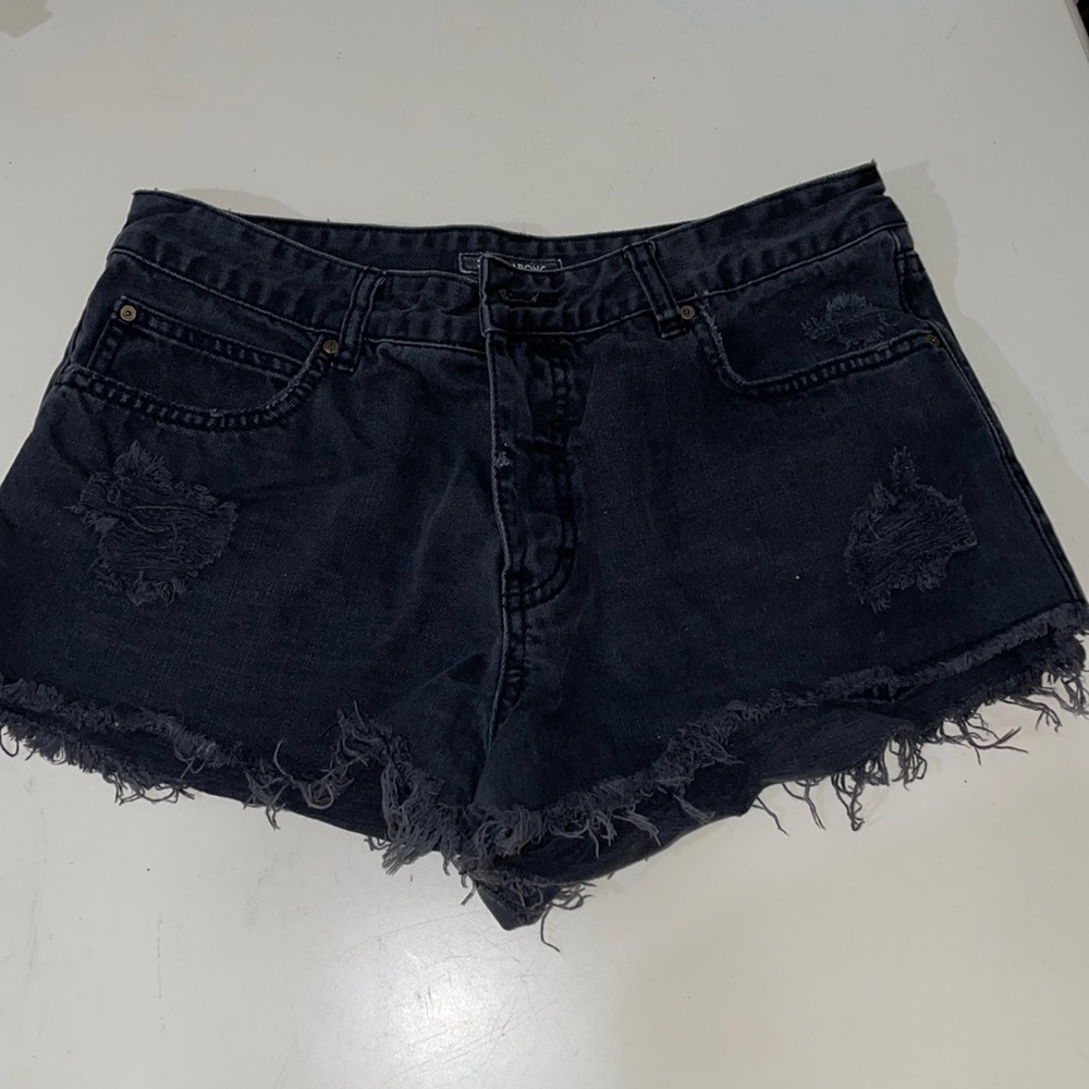 Black billabong jean shorts